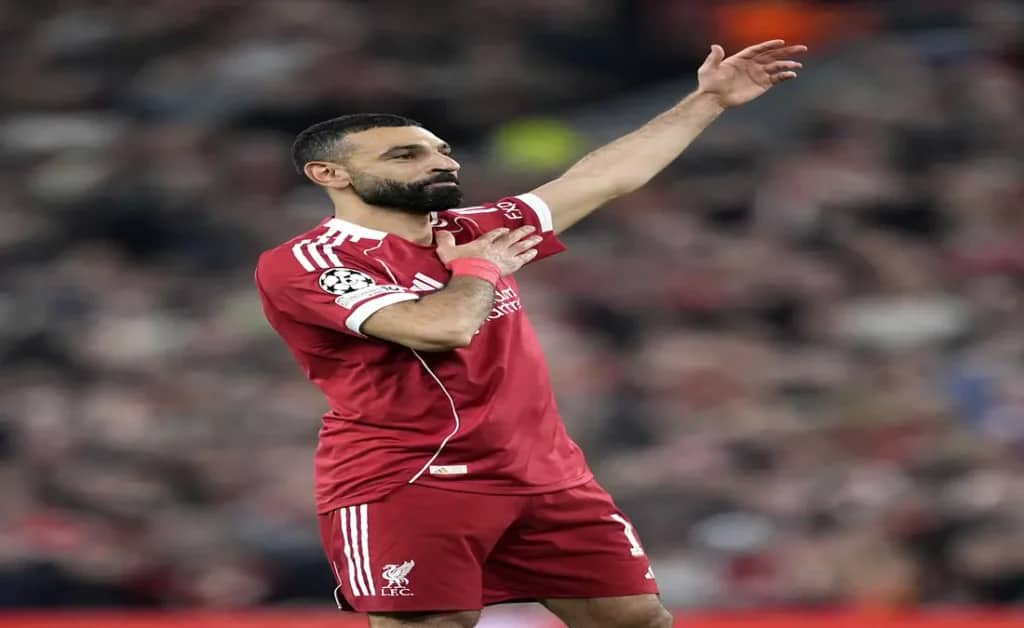ميلان يخطط لخطوة تكتيكية كبرى: محمد صلاح على رادار الروسونيري