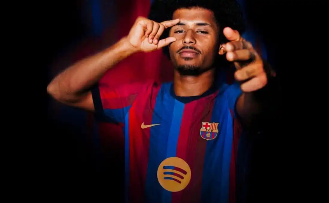 برشلونة يعلن رسميًا التعاقد مع كريم أديمي حتى صيف 2031